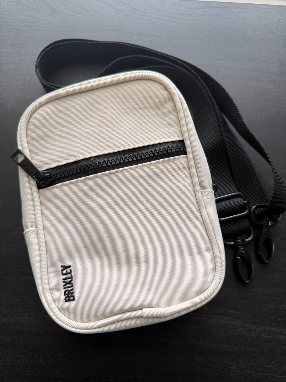 NWOT Brixley Crossbody Sling Bag in Cream with Black Strap
